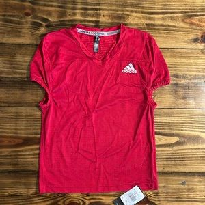 ADIDAS FOOTBALL JERSEY YOUTH LARGE. (NWT)